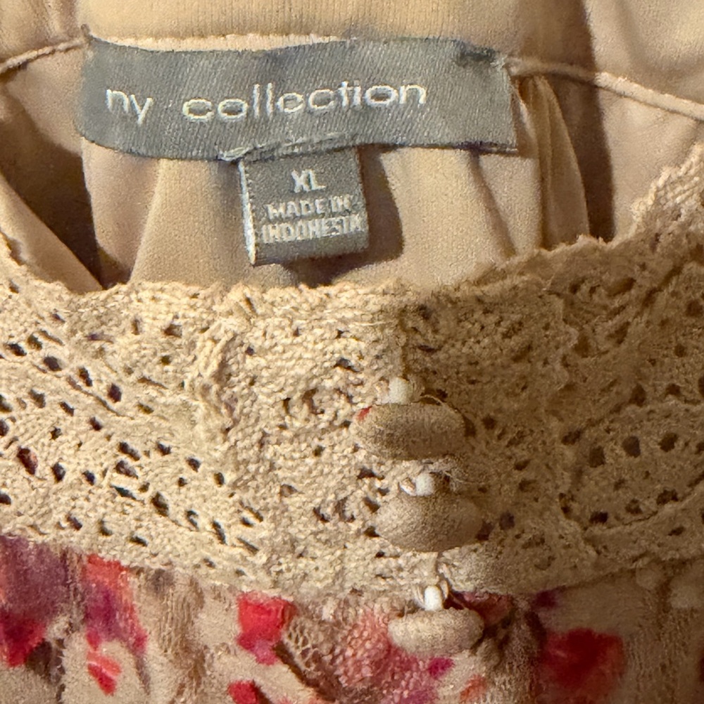 NY Collection Floral Lace Blouse - Cream and Pink - Picture 3 of 4